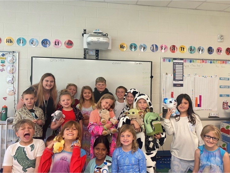 Ms. Younce’s class earned pajama day for Boosterthon and celebrated yesterday! #dacusvillegrown