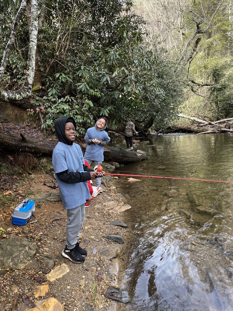 Fish Hatchery Field Trip
